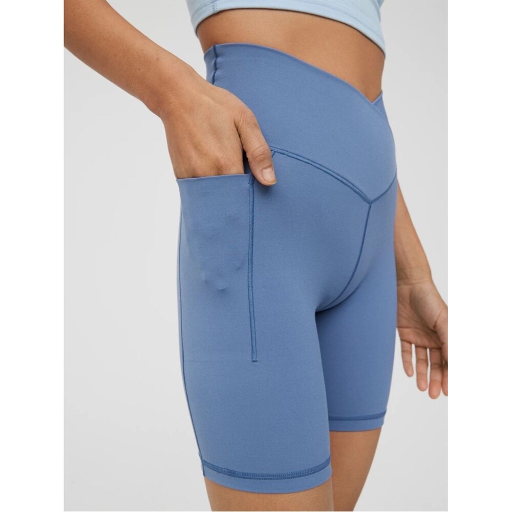 Offline by Aerie Blue Real Me Xtra Bike Shorts Size M 7” - Picture 9 of 10